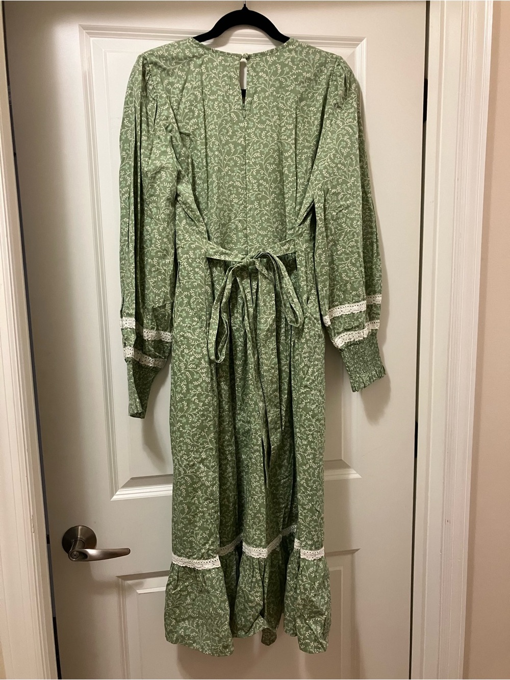 Laura Ashley x Joanie Sage Green Floral Lace-Trim Midi Dress - Picture 3 of 5